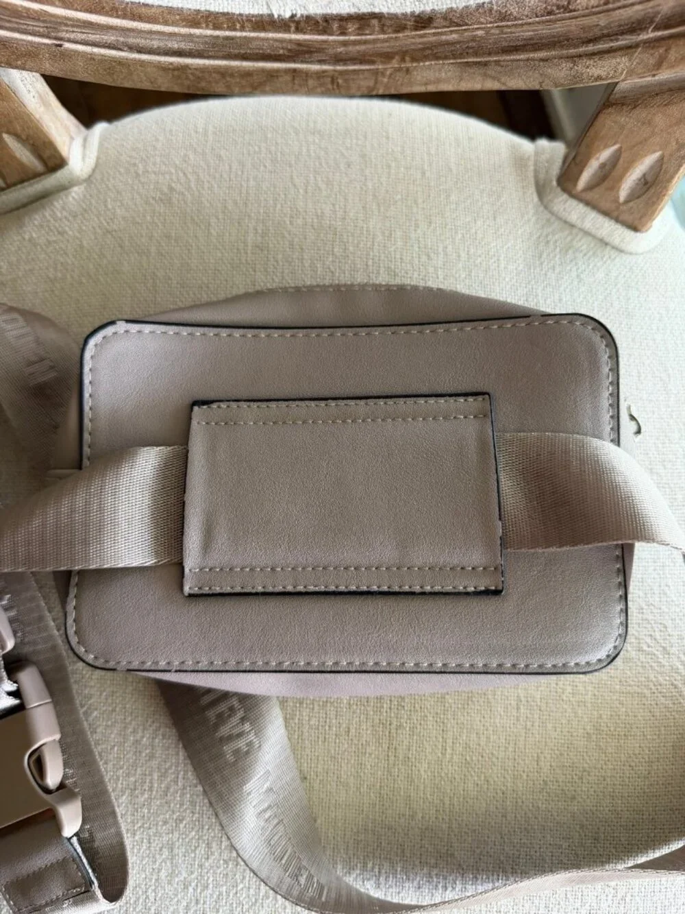 Steve Madden Belt Bag Fanny Pack Crossbody Bag Taupe Beige Logo